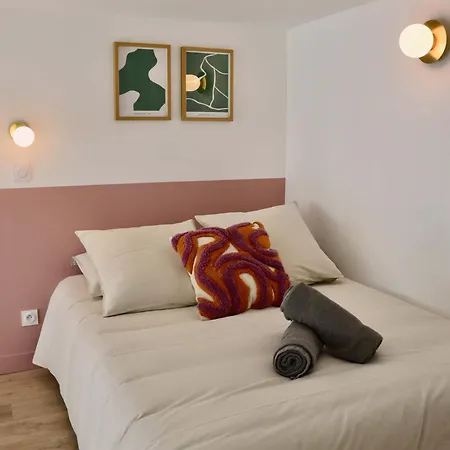 Cosy Loft-style In The 10th *